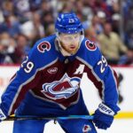 nathan mackinnon