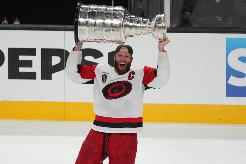 jordan staal cup raises