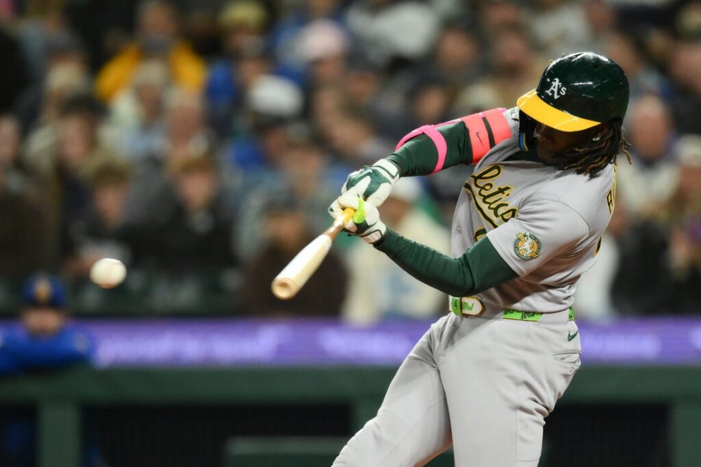 Athletics, Mariners