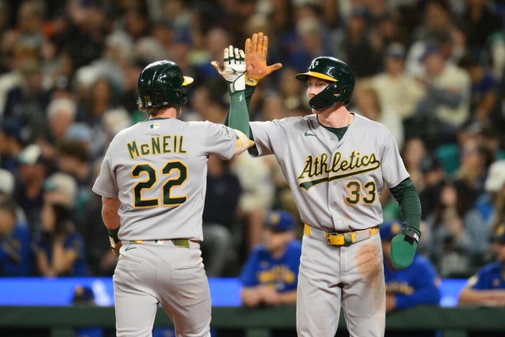 athletics, mariners