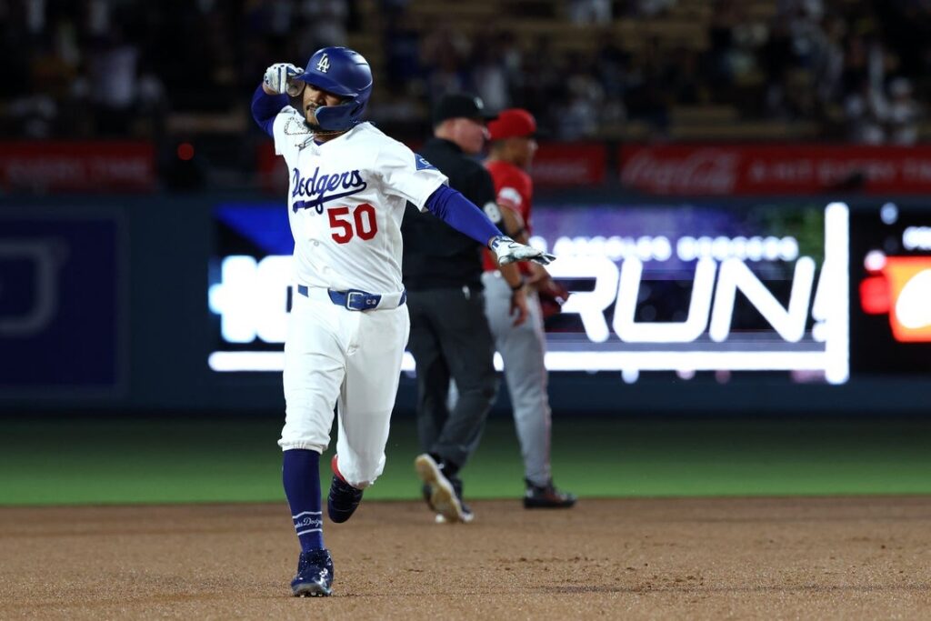 Dodgers, Reds