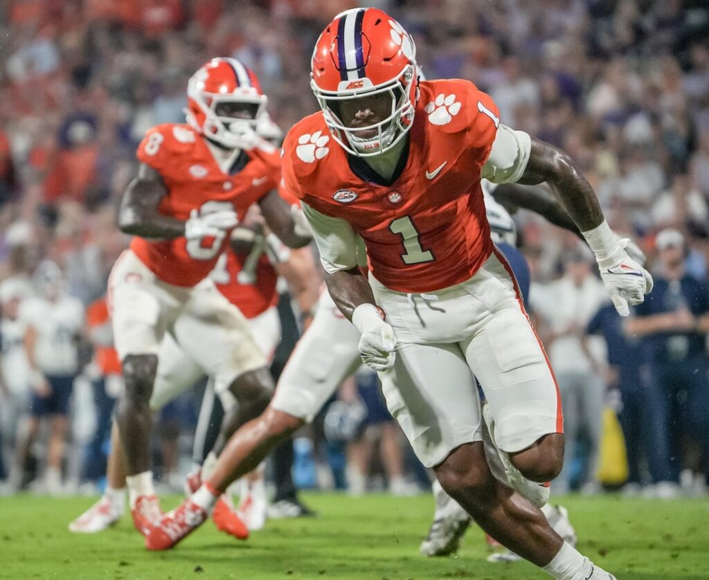 Georgia Southern, Clemson