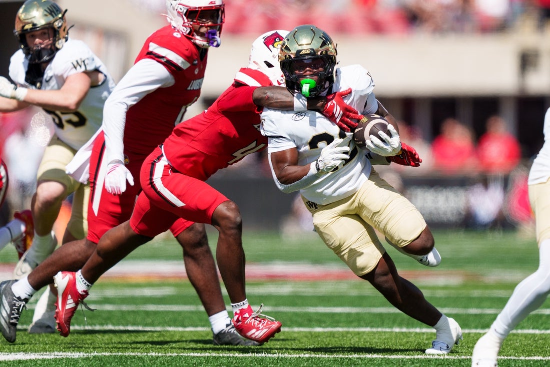 Ty Boxing Wake Forest rallies past No. 16 Louisville behind Ty Clark III’s 2 TDs ...