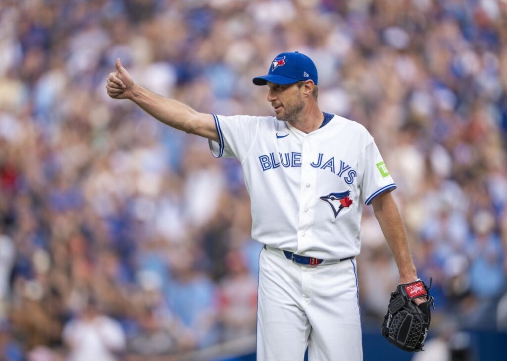 Reds, Blue Jays