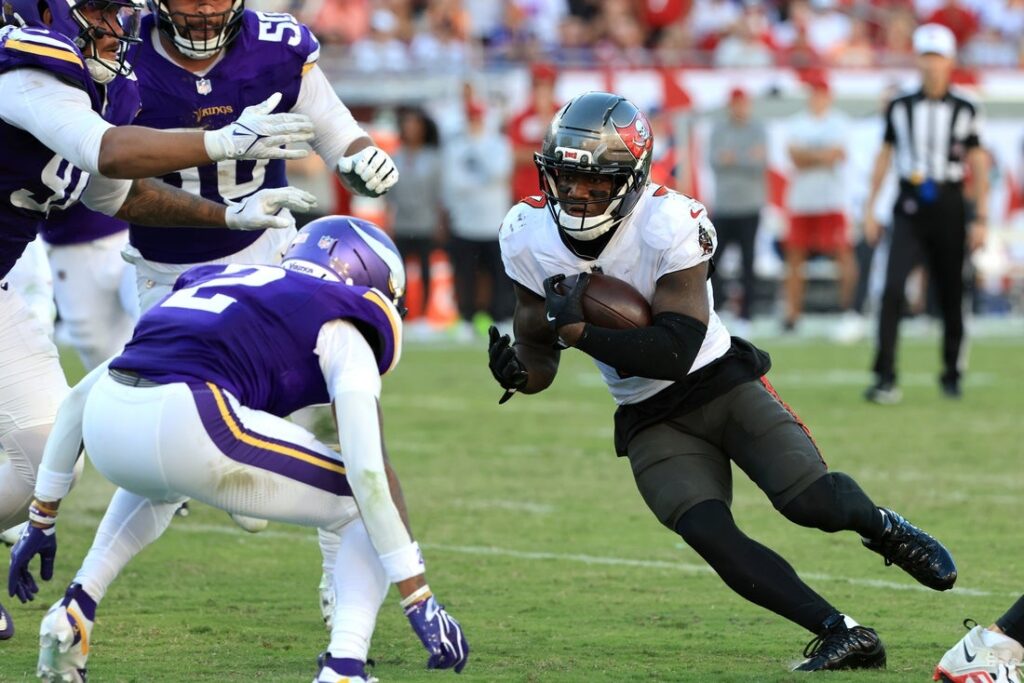 Buccaneers, Vikings