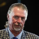 Barry Melrose,