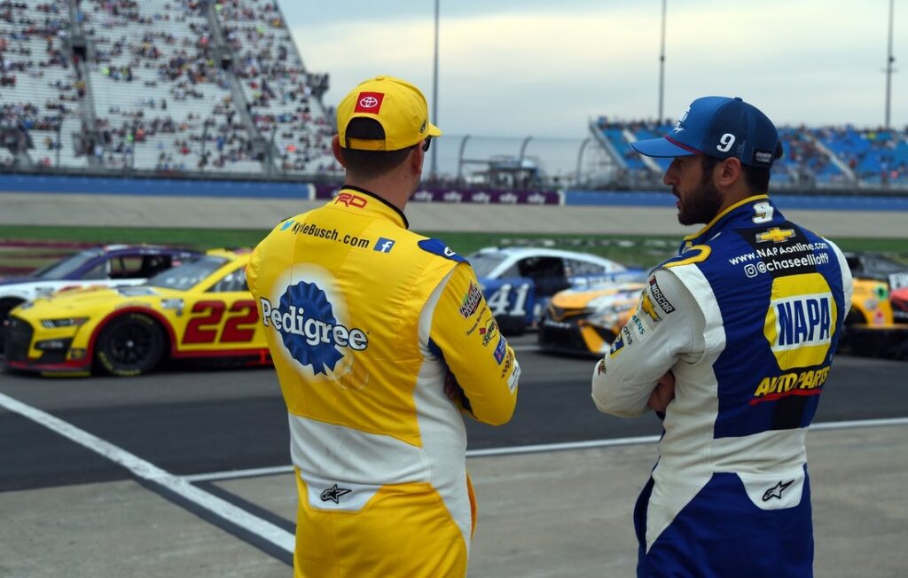 chase elliott kyle busch