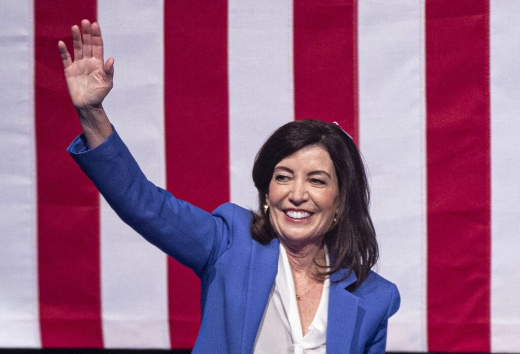 kathy hochul wave