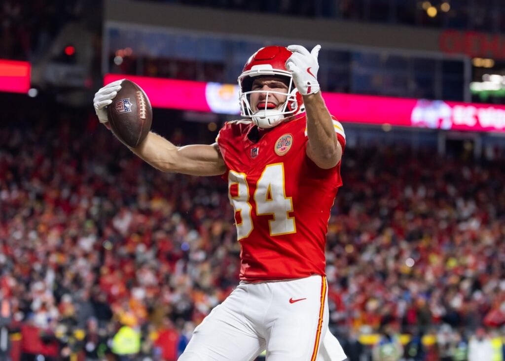 justin watson chiefs