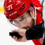 Red Wings, Larkin
