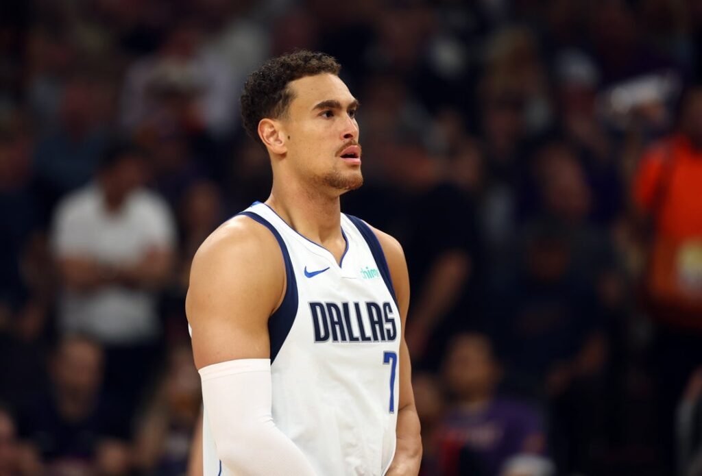 Dwight Powell