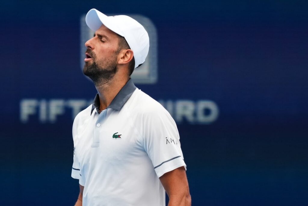 djokovic react