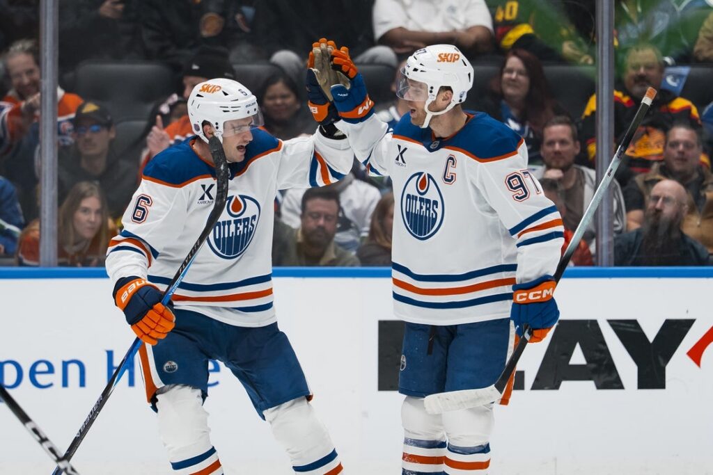 Canucks, Oilers