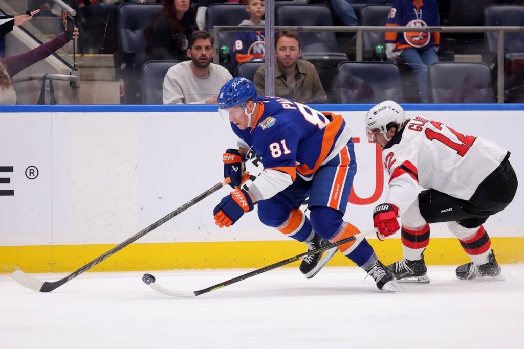 Devils, Islanders