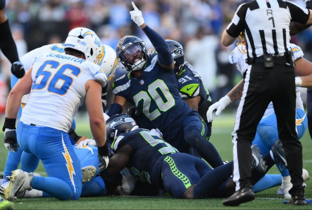 Seahawks, Chargers