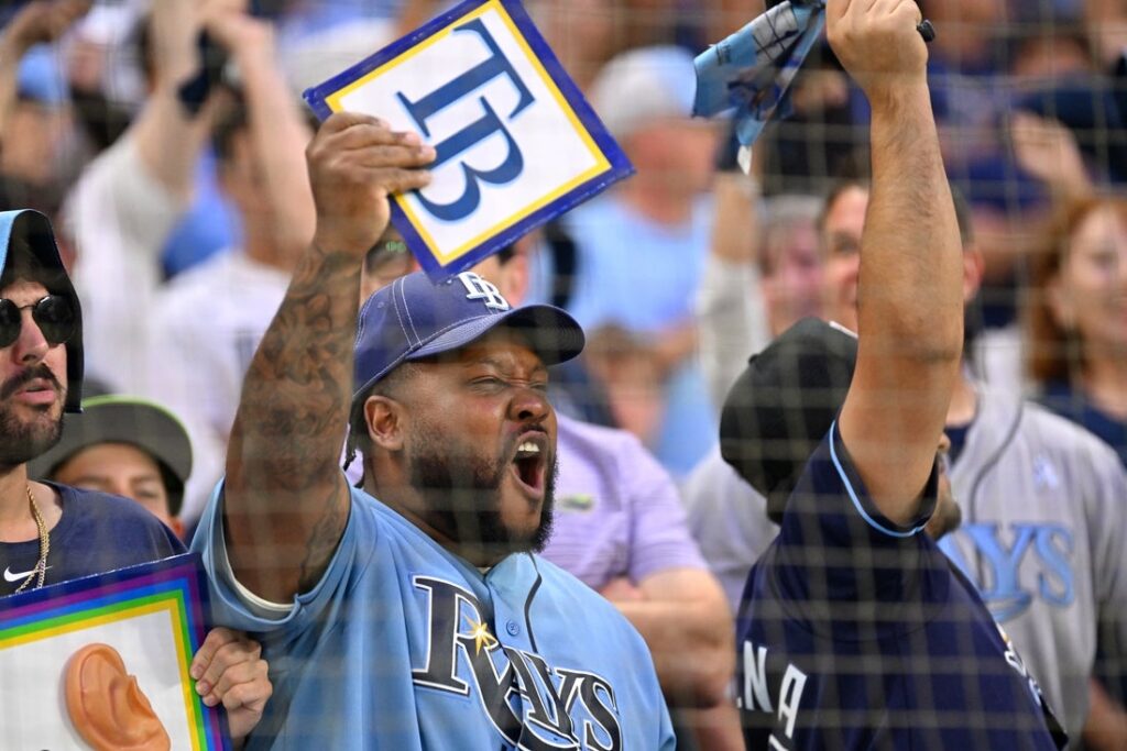 tropicana field, fans