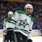 Stars, Sabres
