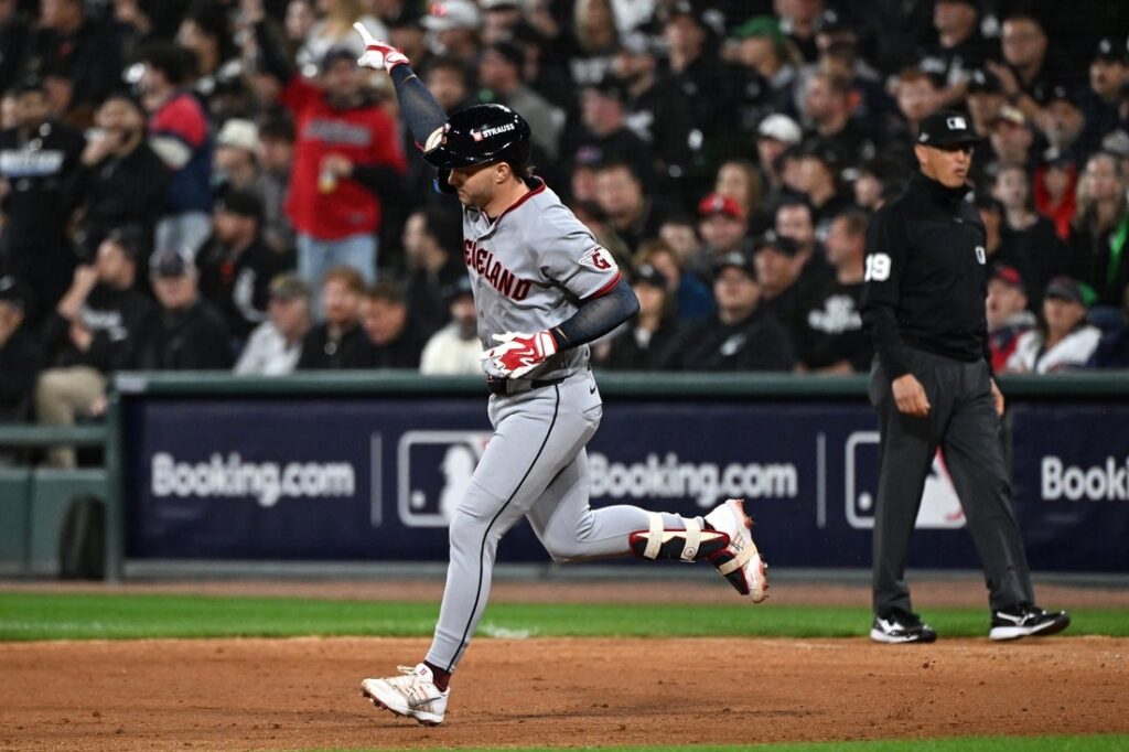 White Sox, Guardians, bailey