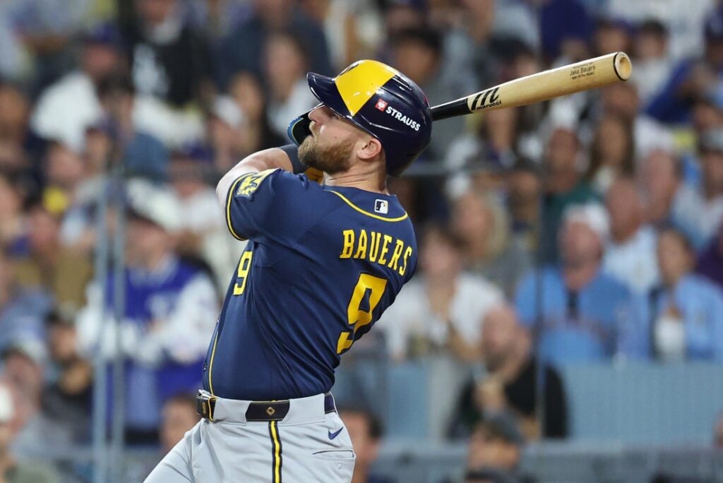 Brewers, Dodgers, bauers