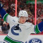 Canucks, Panthers