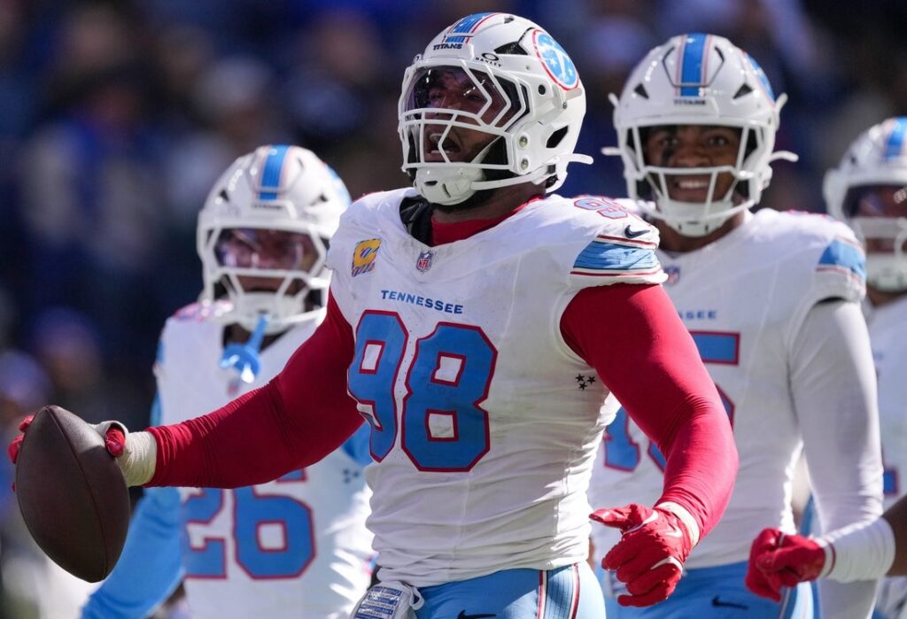 titans simmons