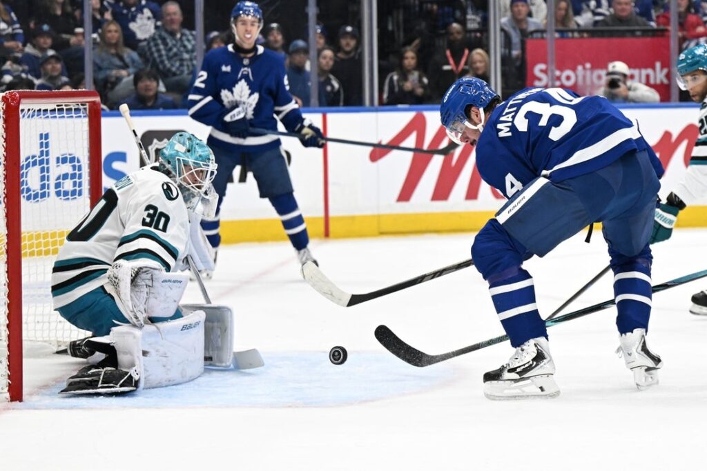 Maple Leafs, Sharks