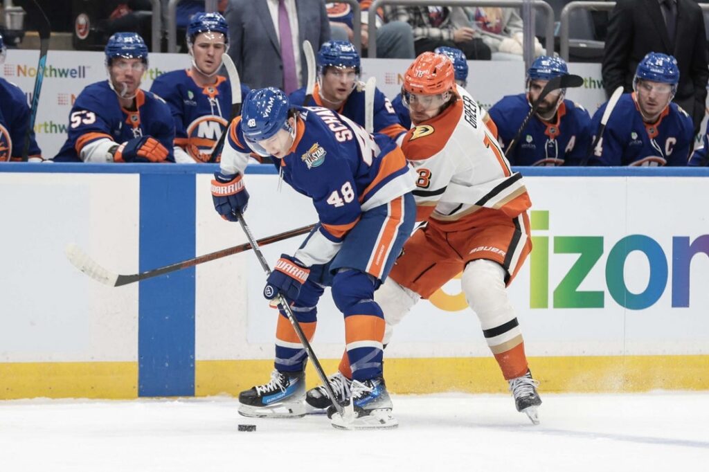 Islanders, Ducks