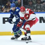 Hurricanes, Canucks
