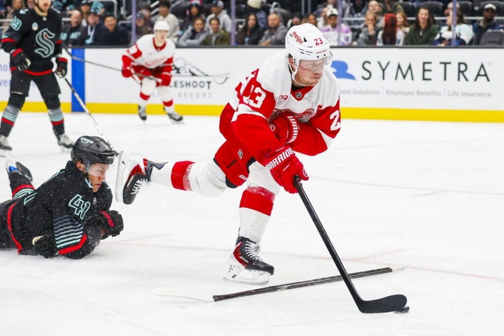 red wings
