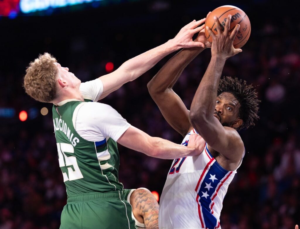 76ers, Bucks
