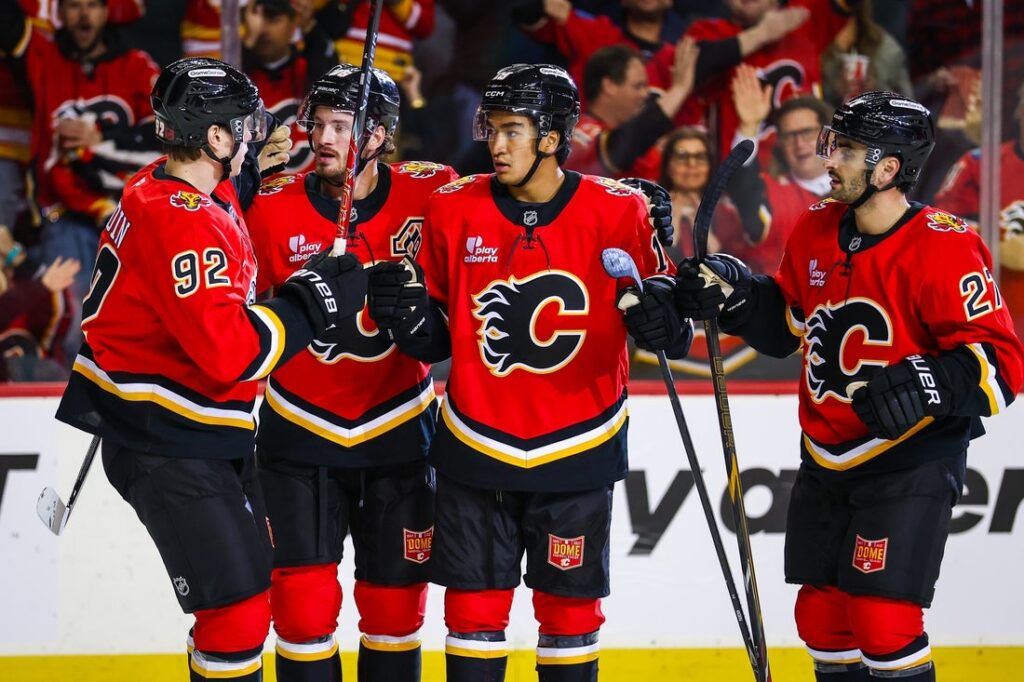 Red Wings, Flames