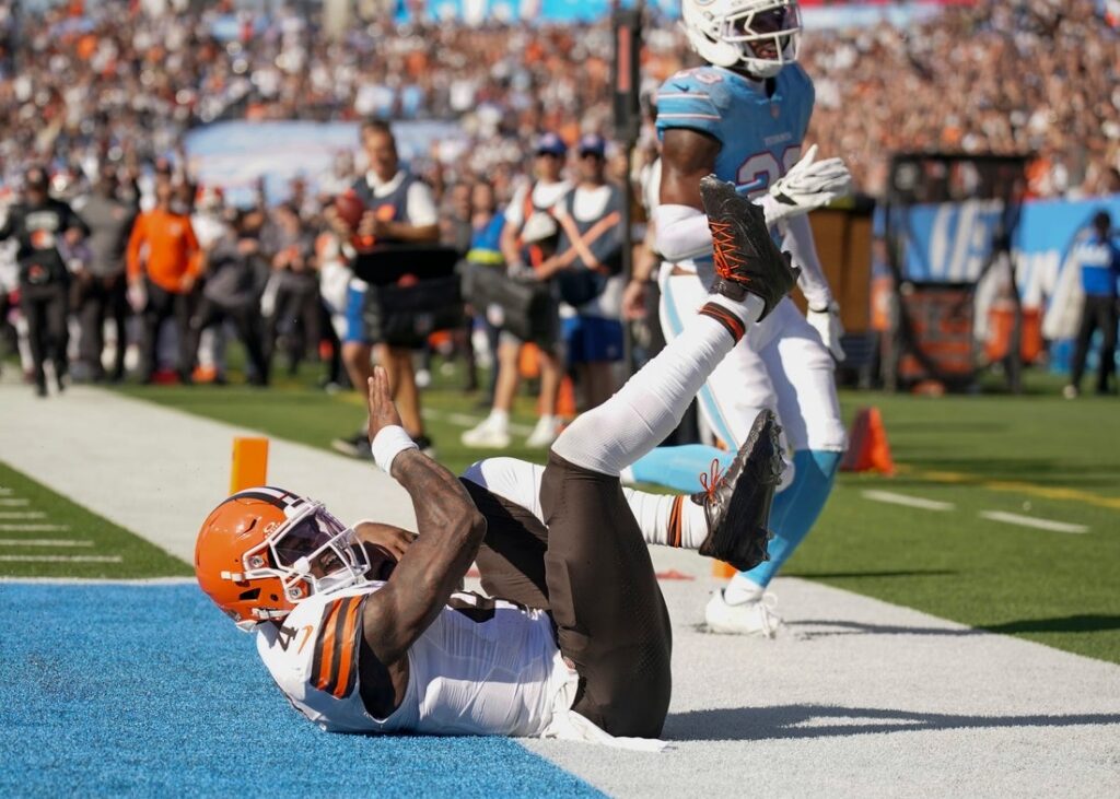 Titans, Browns