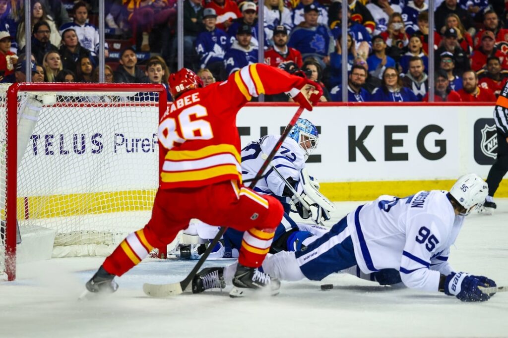 Flames, Maple Leafs